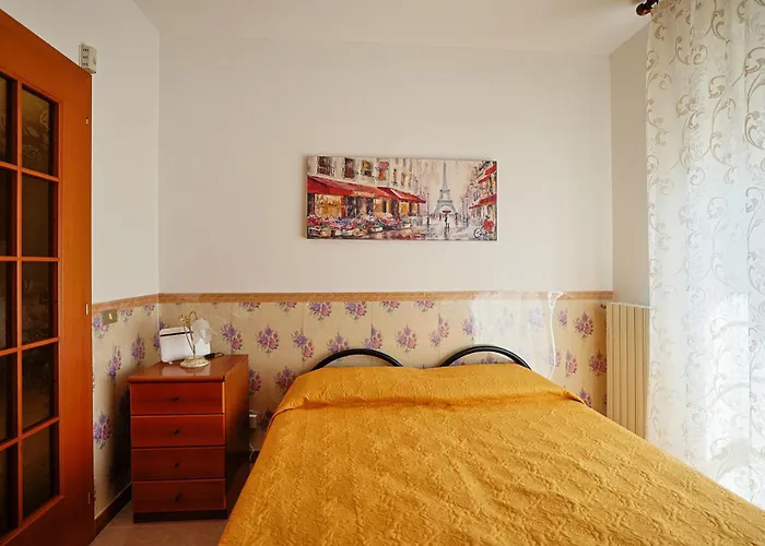 Le Rose Di Lena Copertino